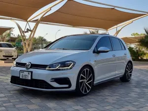 2018 Volkswagen Golf in dubai