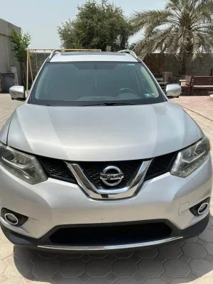 2015 Nissan Rogue in dubai