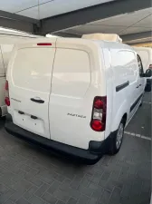 2018 بيجو بارتنر
