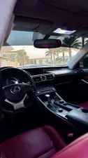 2016 لكزس اي اس