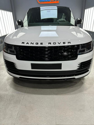 2019 Land Rover Range Rover in dubai