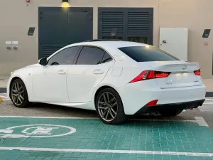 2019 Lexus IS 350