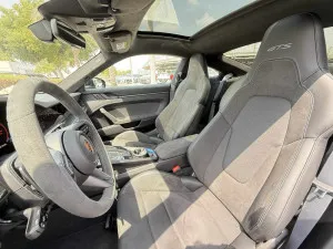 2025 بورش 911 كاريرا