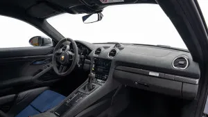 2025 Porsche Cayman
