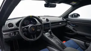 2025 Porsche Cayman