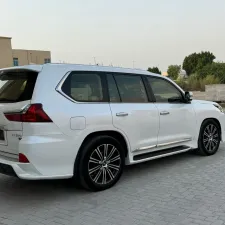 2016 Lexus LX 570