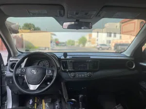 2015 تويوتا راف ٤