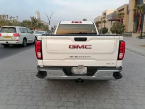 2020 GMC Sierra