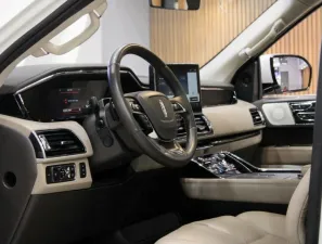 2022 Lincoln Navigator