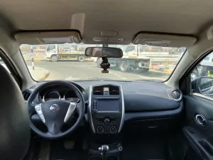 2016 نيسان فيرسا