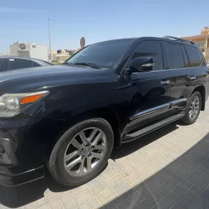 2014 Lexus LX 570