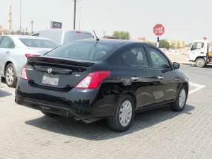 2016 نيسان فيرسا