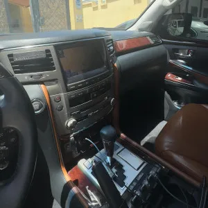 2014 Lexus LX 570
