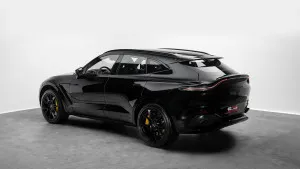 2021 Aston Martin DBX