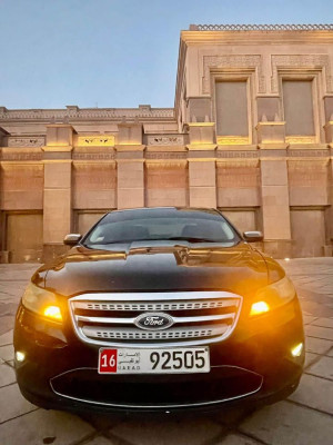 2011 Ford Taurus in dubai