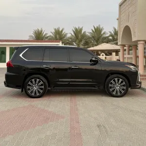 2021 Lexus LX 570