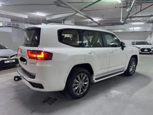 2025 Toyota Land Cruiser