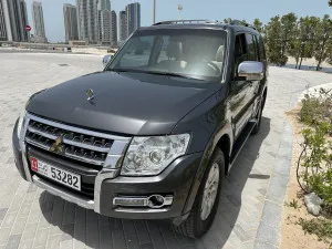 2019 ميتسوبيشي باجيرو in dubai