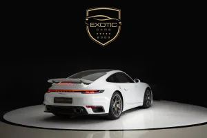 2021 Porsche 911 Carrera