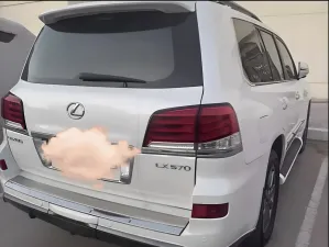 2010 لكزس أل أكس ٥٧٠