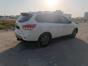 2014 نيسان باثفايندر 
