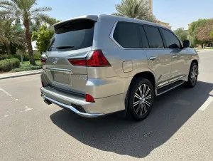 2021 Lexus LX 570