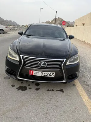 2013 Lexus LS 460 in dubai