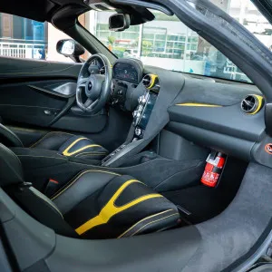 2022 McLaren 720S