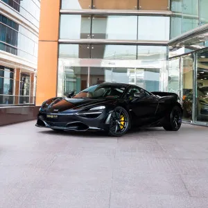 2022 McLaren 720S