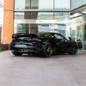 2022 McLaren 720S
