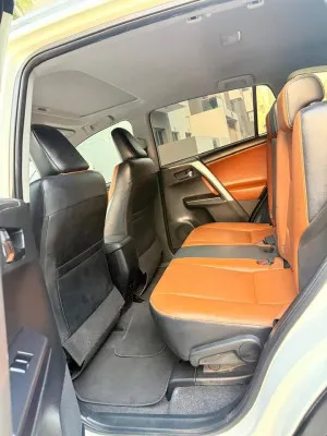 2018 تويوتا راف ٤