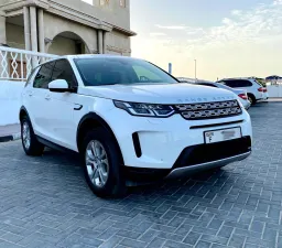 2020 Land Rover Discovery in dubai
