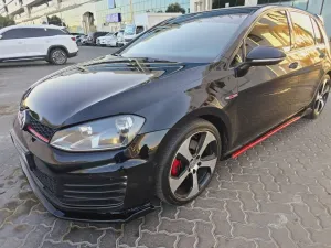 2015 Volkswagen Golf in dubai