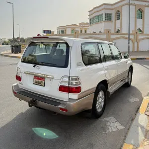 2004 Toyota Land Cruiser