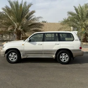 2004 Toyota Land Cruiser