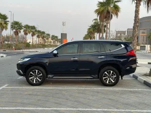 2017 Mitsubishi Montero