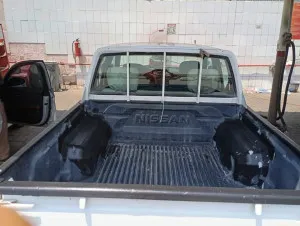 2012 Nissan Pickup