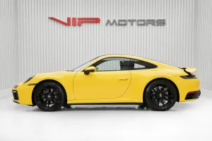 2024 Porsche 911 Carrera