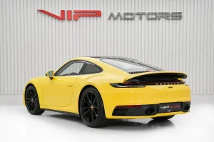 2024 Porsche 911 Carrera