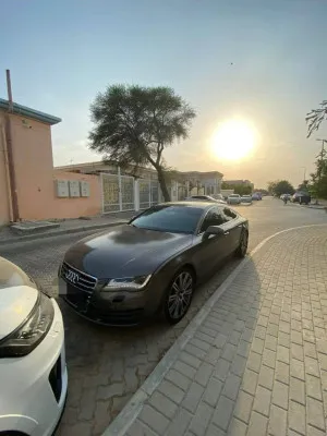2011 اودي آي ٧ in dubai