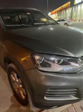 2012 فولجس فاجن طوارق in dubai