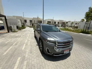2021 GMC Acadia in dubai