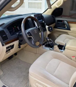 2017 Toyota Land Cruiser