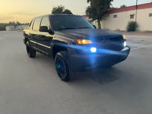 2002 Chevrolet Avalanche in dubai
