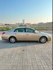 2005 تويوتا افالون