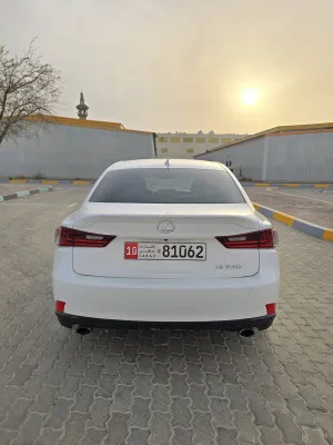 2015 Lexus IS