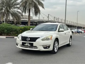 2016 Nissan Altima in dubai