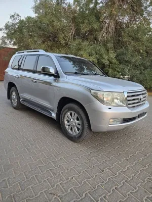 2009 Toyota Land Cruiser in dubai