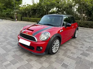 2013 Mini John Cooper Works in dubai