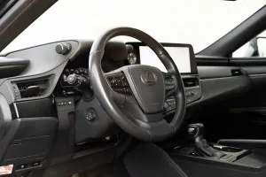 2023 Lexus ES
